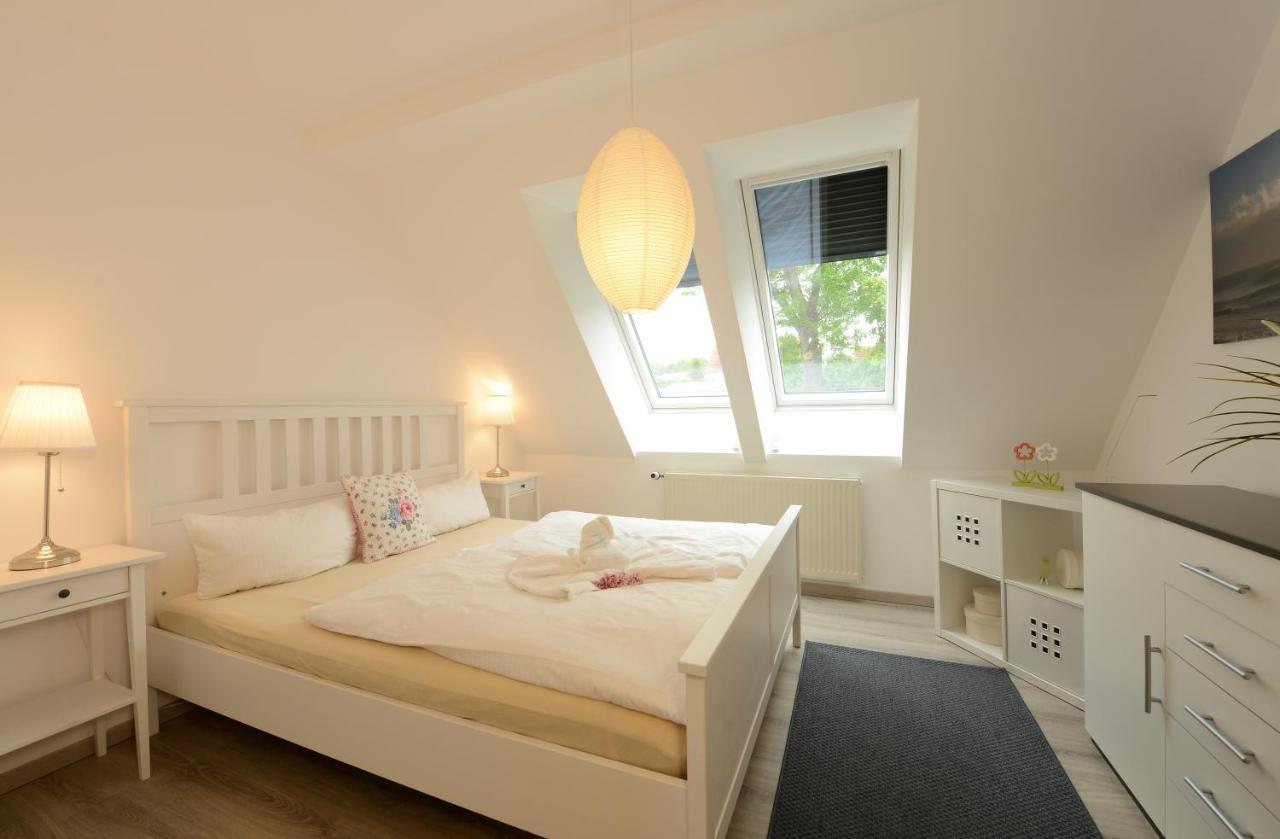 Ferienwohnung Seestern Fuer 6 Personen Mit Kamin & Terrasse Boltenhagen  Luaran gambar
